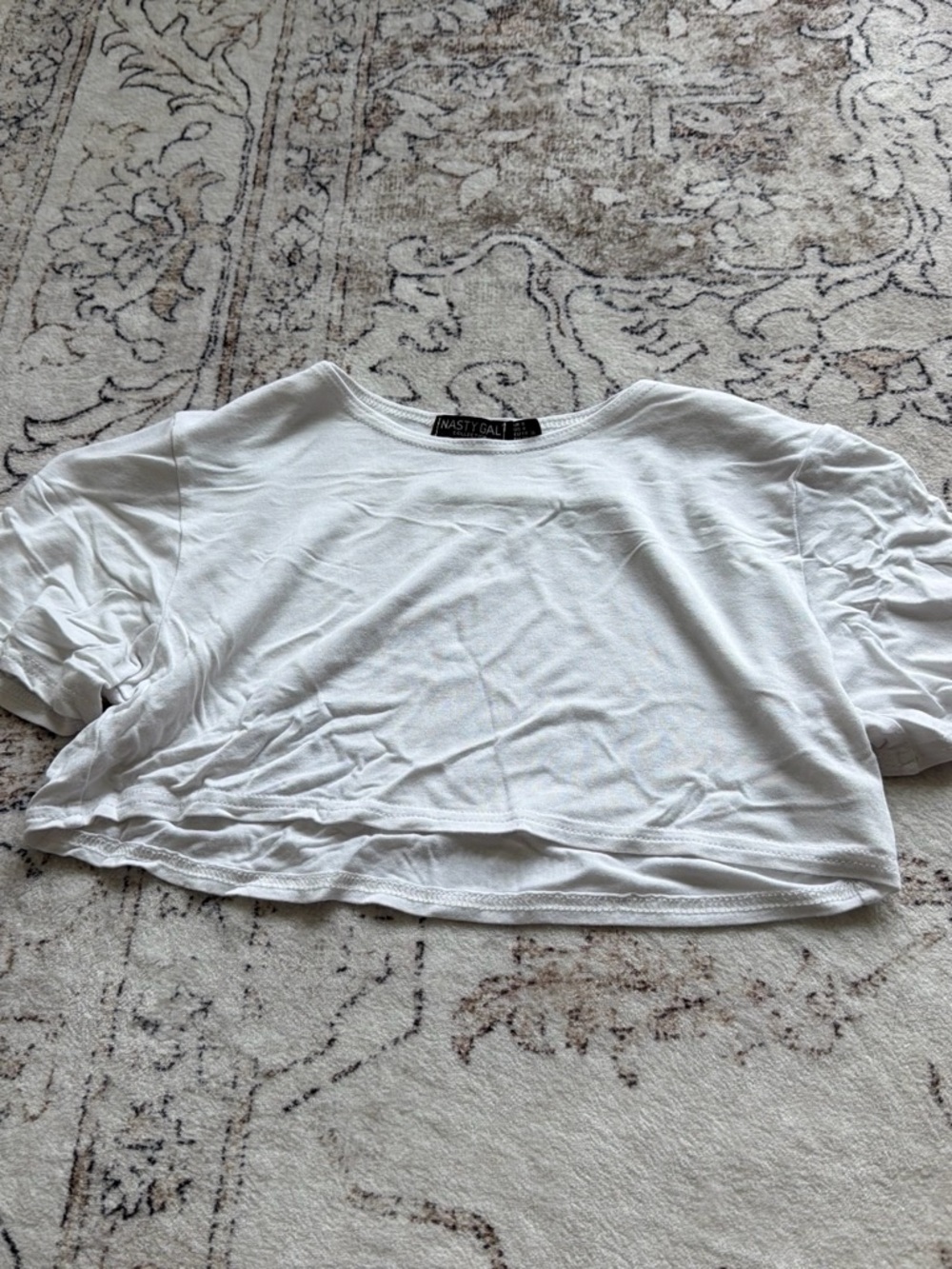 NASTY GAL White Cropped Tee - Boxy Short Sleeve Top